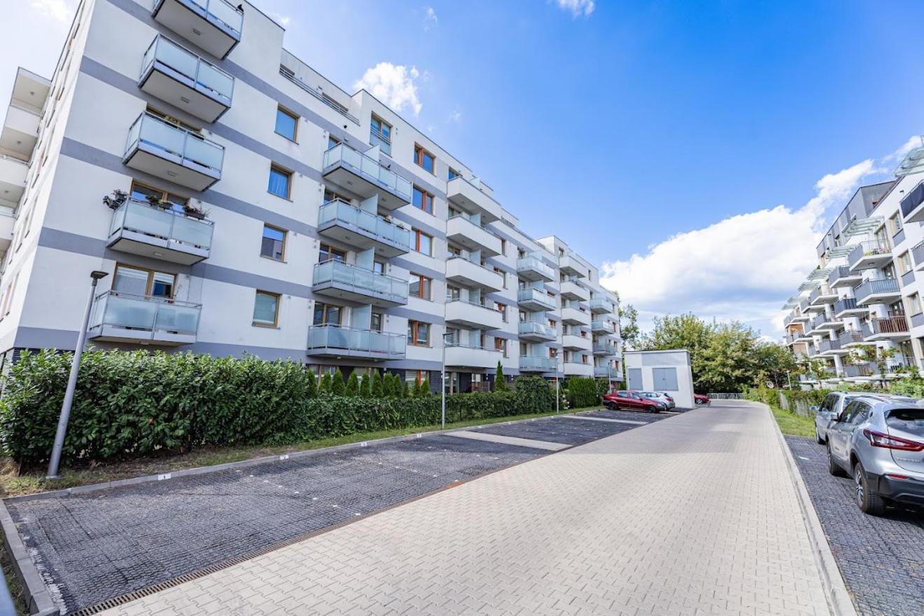 Fajny Apartament Z Parkingiem, Obok Metra. Warsaw Exterior photo